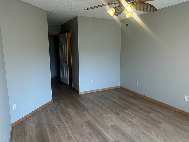 14630 Sumter Ave — Photo 7