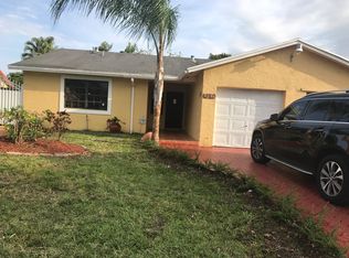 5265 SW 133 Court Dr, Miami, FL 33175