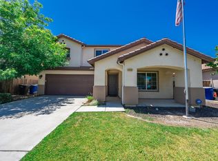 1373 W Ambassador Way, Hanford, CA 93230