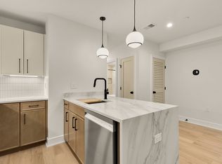 1463 Harvard St NW #1, Washington, DC 20009