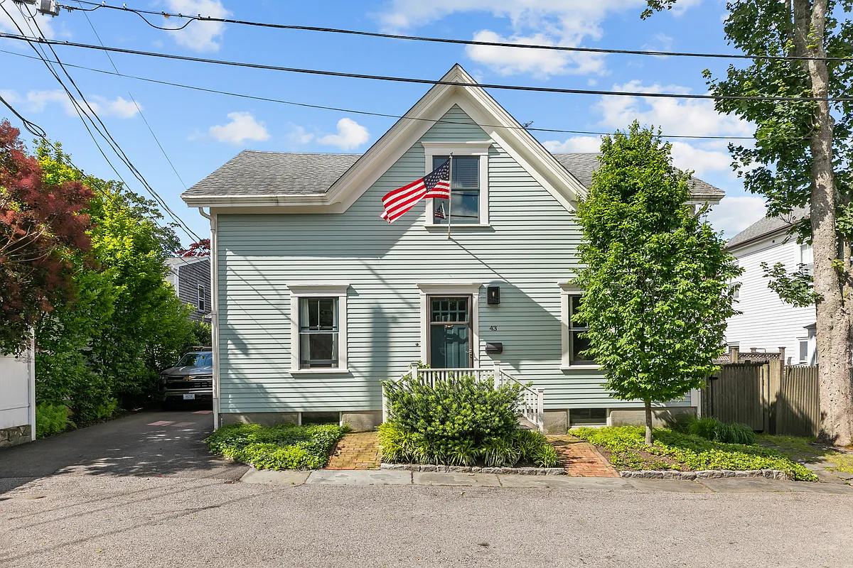 Building Photo - 43 Sherman St #1