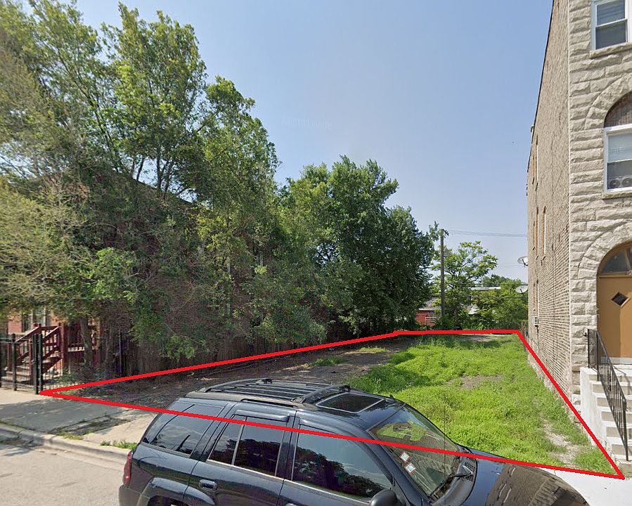 2nd image of 2722 W Gladys Ave