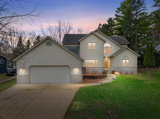 4009 Hickory Knoll ROAD, Hartland, WI