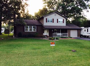 5 N Walnut St, Freeburg, IL