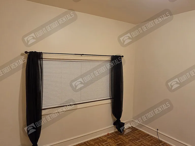15887 Muirland St — Photo 7