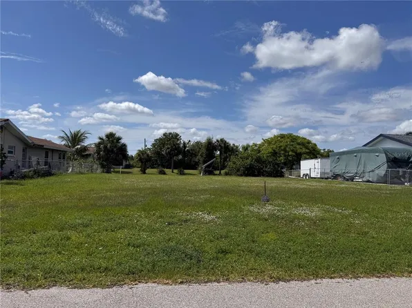 3016 Shannon Dr #26, Punta Gorda, FL 33950