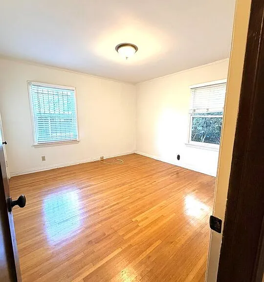 2342 Selby Ave — Photo 28