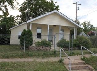 509 Pine St, Cabool, MO 65689