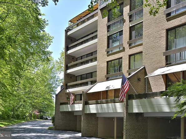 4928 Sentinel Dr #1-303, Bethesda, MD 20816