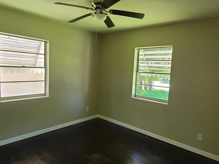 921 S Palmetto Ave — Photo 15