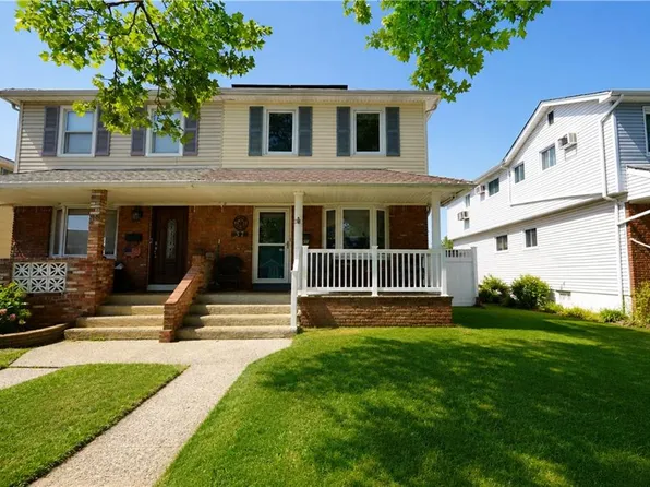 37 Middle Rd, Staten Island, NY 10308