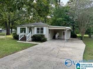 812 Wisteria Ln, Gadsden, AL 35901