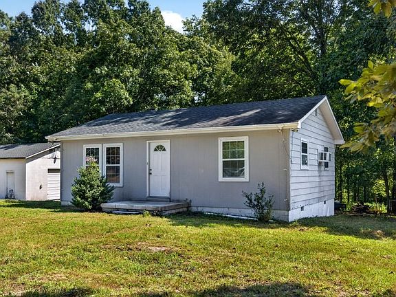 2nd image of 7313 Taylor Rd
