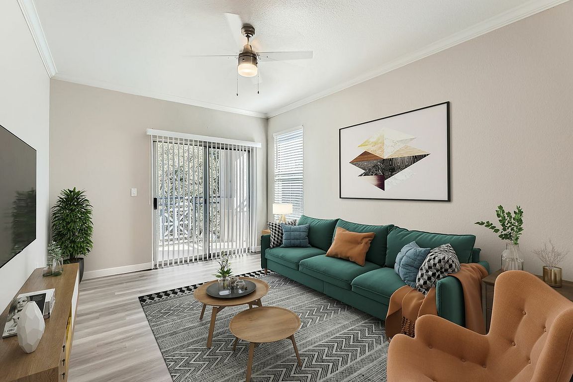 13100 Pandora Dr 3309 - Web Quality - 014 - 04 Living Room - Virtuance Info
