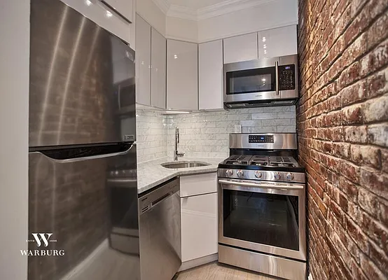 Rented by Warburg | media 16