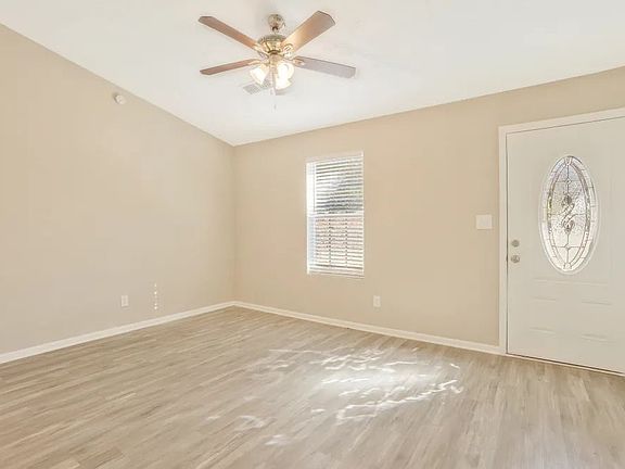 2nd image of 656 N Wood Path Dr