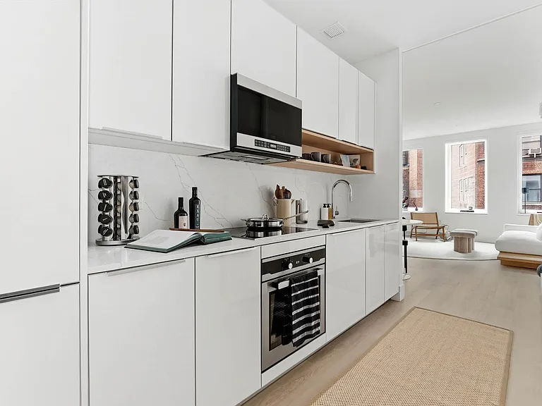 55 Broad St #915 — Photo 4