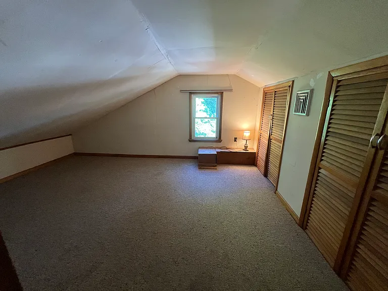 418 N Main St — Photo 7
