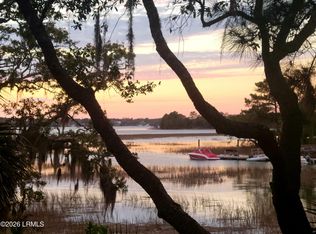 64 Crosstree Dr N, Hilton Head Island, SC 29926