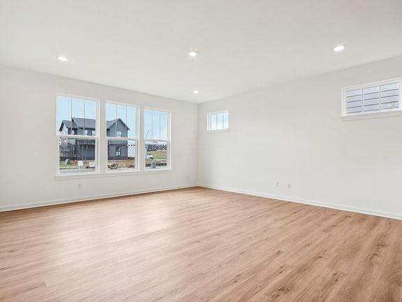 7th image of this home