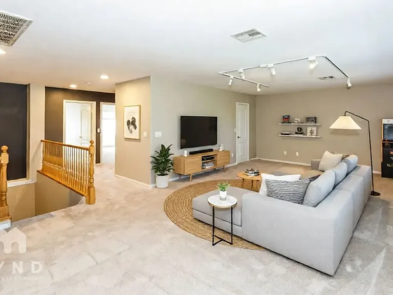 2728 La Porte Ct — Photo 6