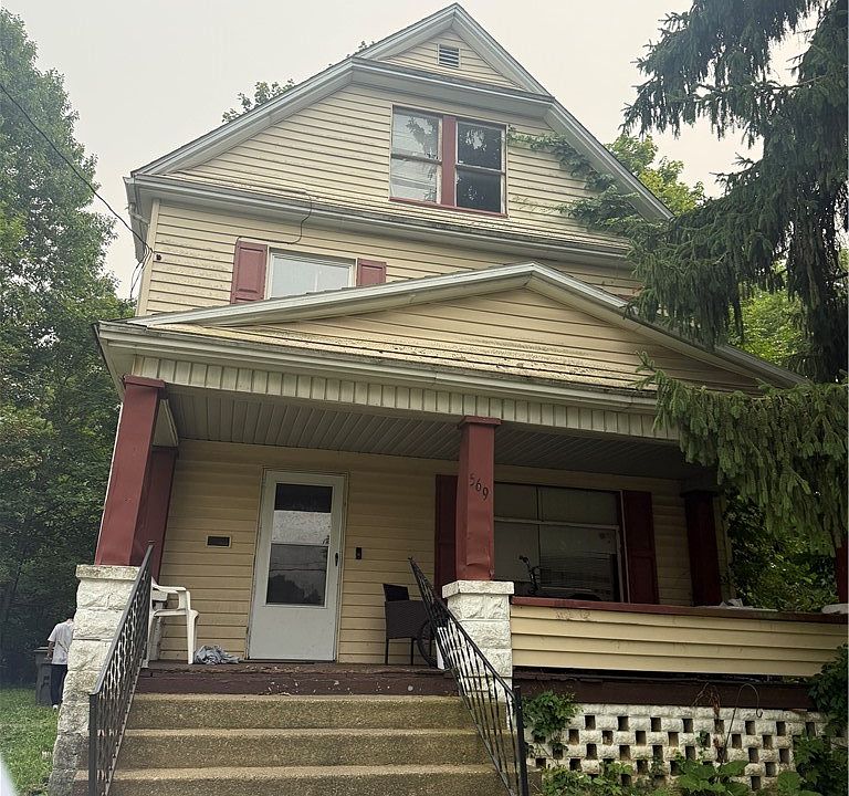 1st image of 569 W Chalmers Ave