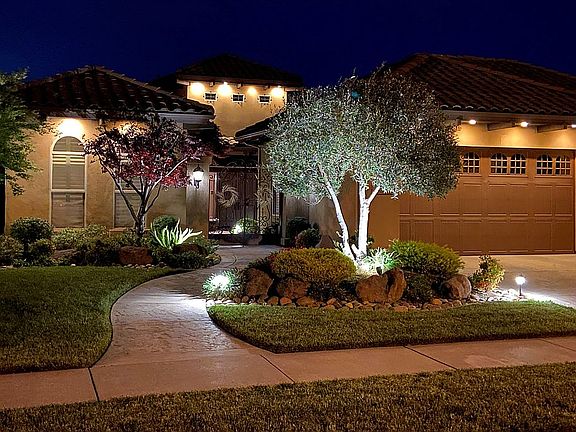 2nd image of 2413 Vintage Oaks Ct