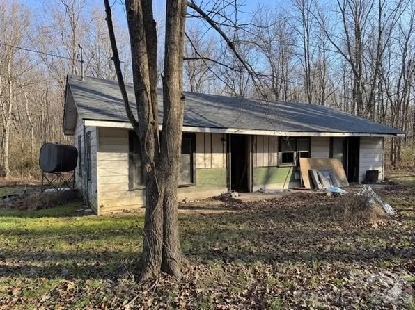 126 Southbrook Rd, Hendersonville, NC 28792