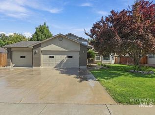 10032 W Pattie Dr, Boise, ID 83704