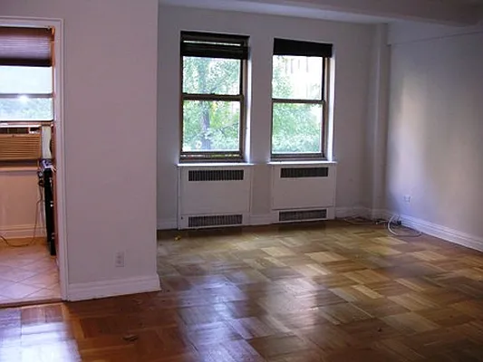 Rented by Stonehenge NYC LLC | media 3