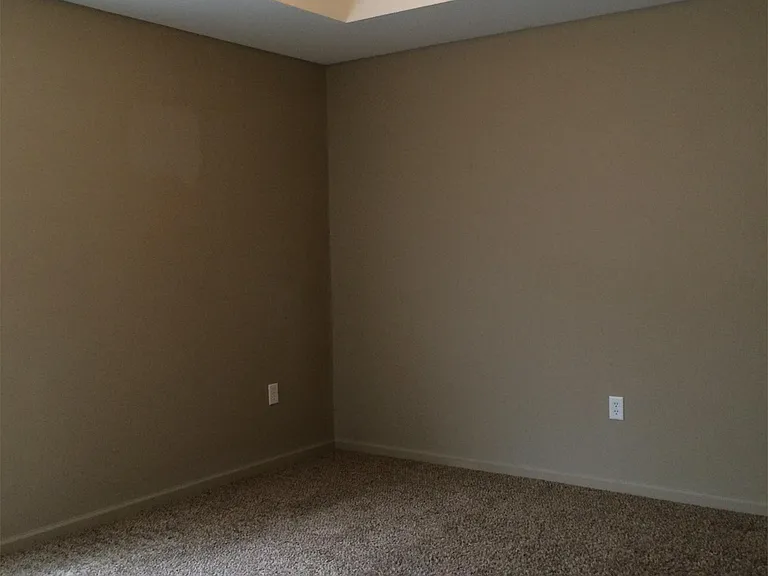 907 W Gay St #A — Photo 18