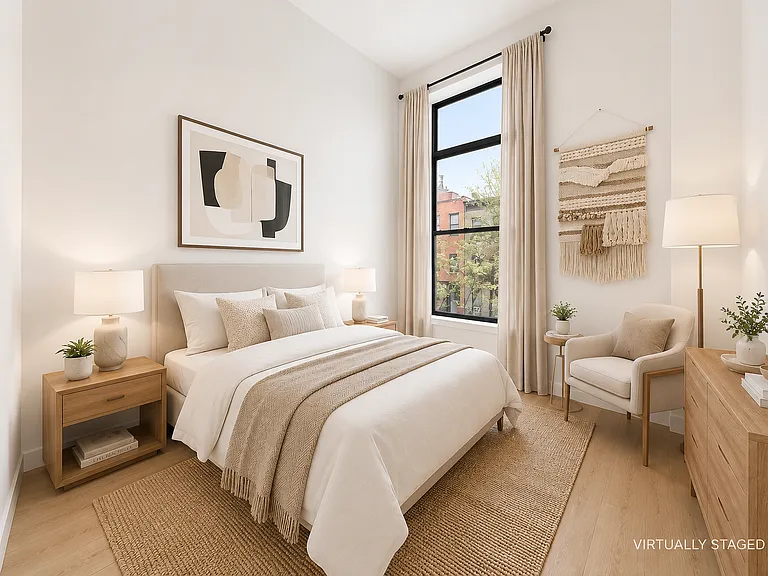 37 Woodhull St #3B — Photo 4