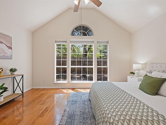 5th image of 5721 Trelawney Ln