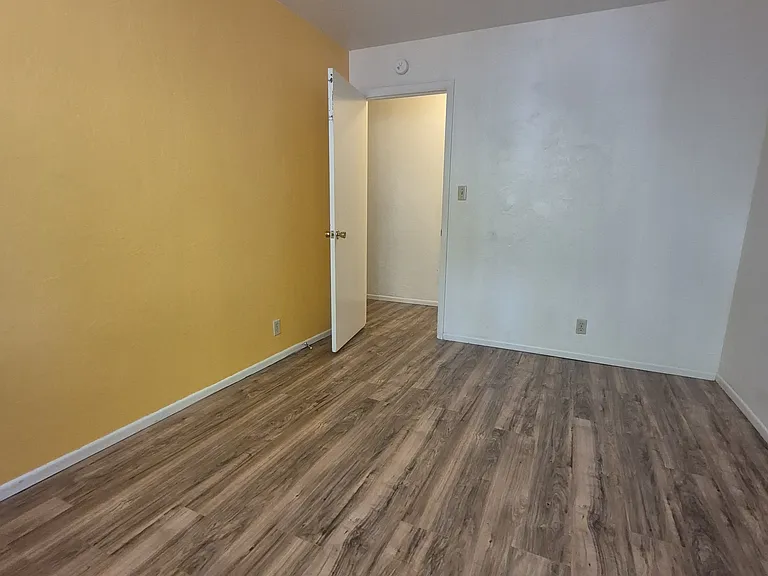 858 Southwood Blvd #3 — Photo 19