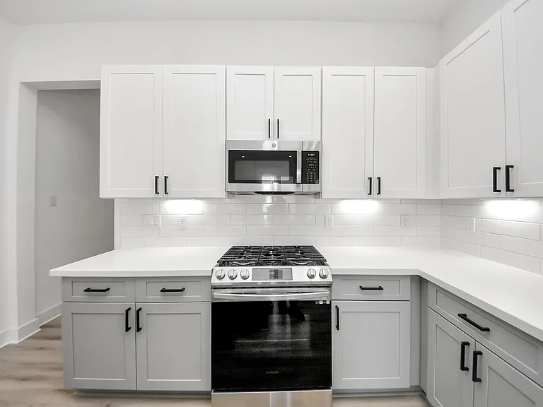 3010 Jensen Springs Ln — Photo 29