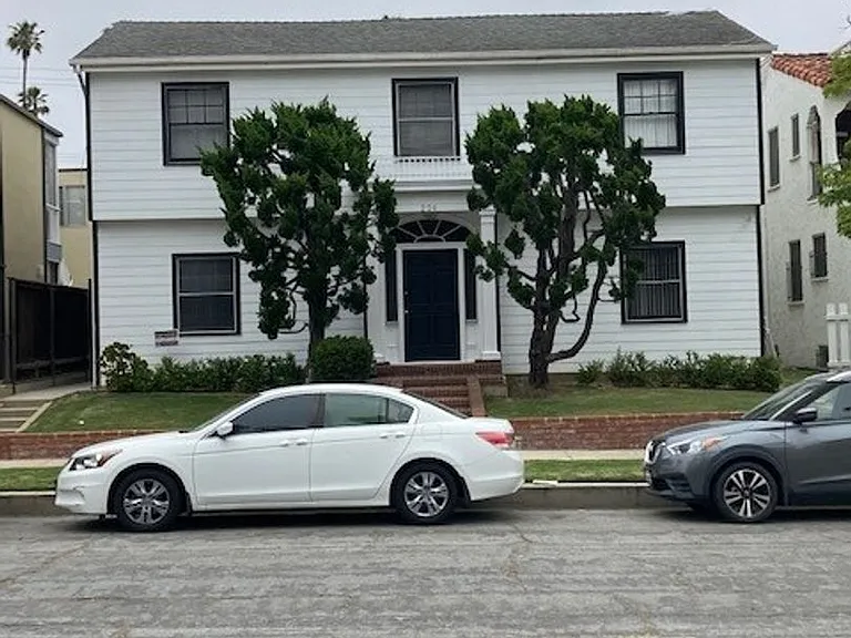 204BE — Photo 1