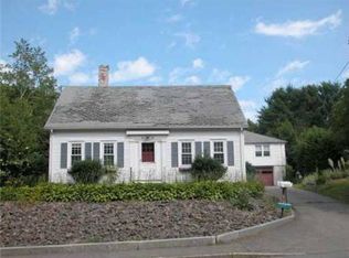 37 Rogers Rd, Kittery, ME 03904