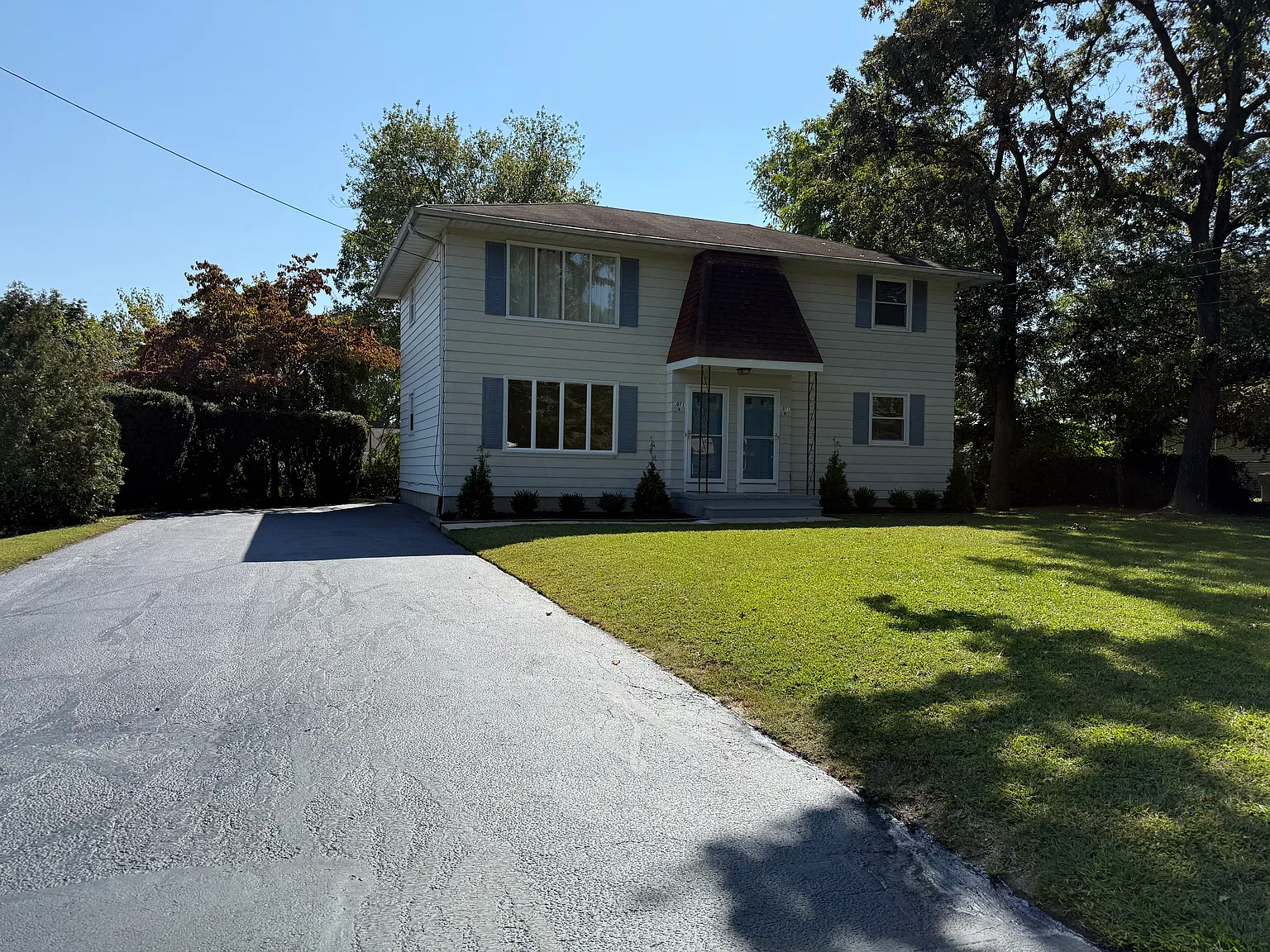 2 bed, $1,950 — Photo 2
