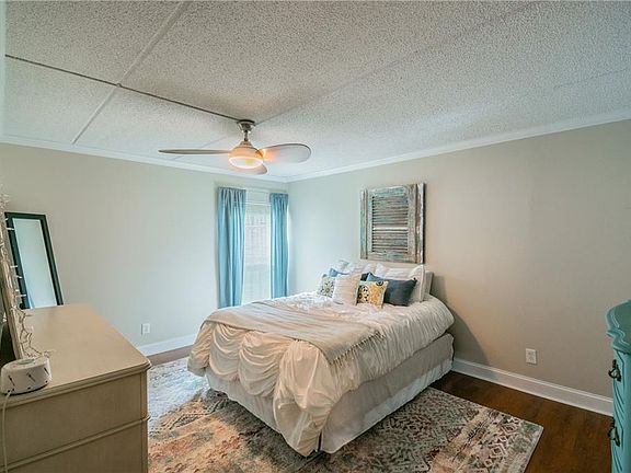 4th image of 3325 Bayshore Blvd Unit C12