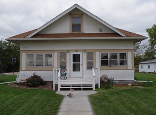 704 W 5th St, Axtell, NE 68924