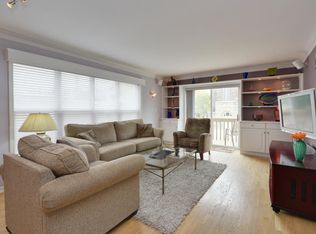 2491 N Cramer St #2, Milwaukee, WI 53211