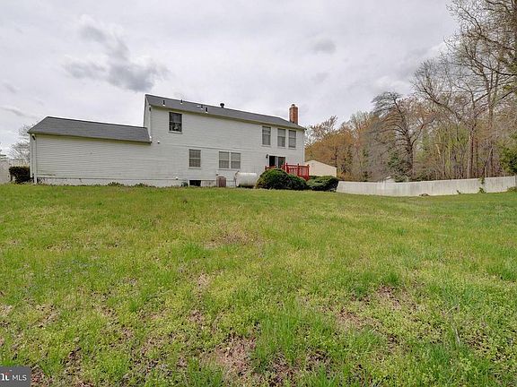 4th image of 8408 Driftwood Ln