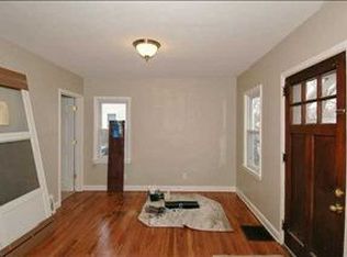 2729 Maple St, Des Moines, IA 50317