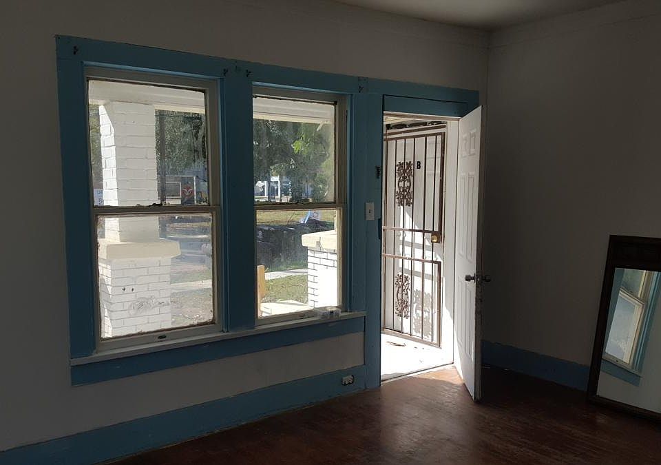 1st image of 1505 1/2 Truxillo St