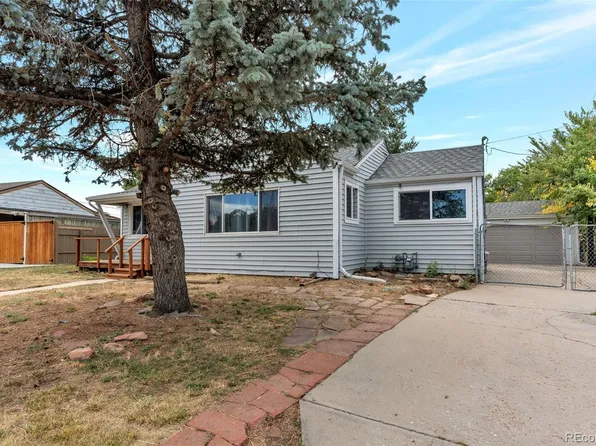 11612 Del Mar Parkway, Aurora, CO 80010