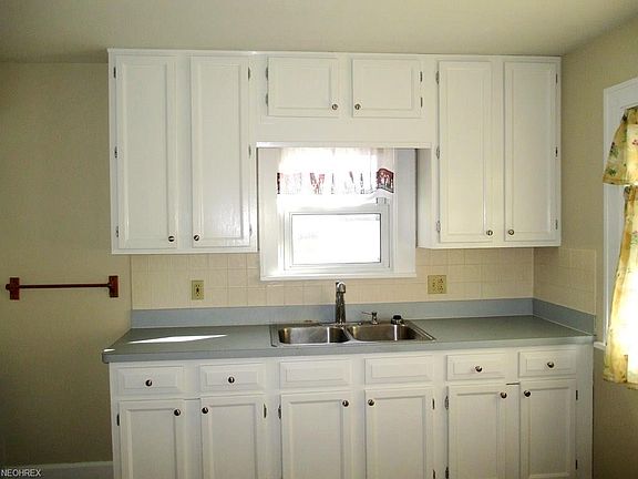 5th image of 7011 Orchard Ave