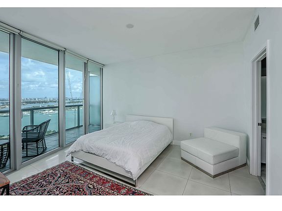 2nd image of 888 Biscayne Blvd APT 3712