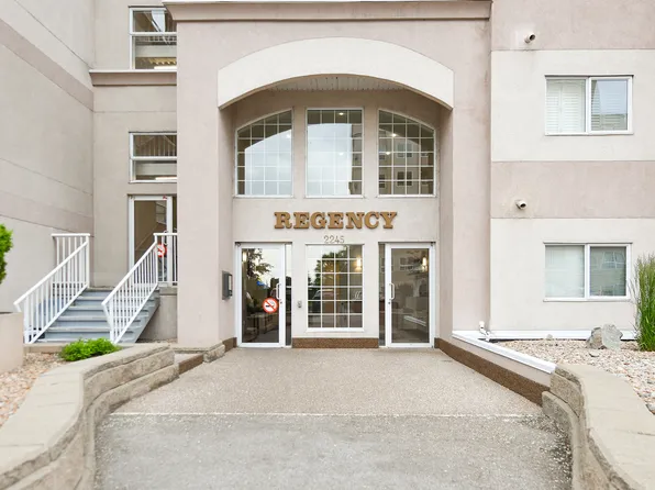 2245 Atkinson St #803, Penticton, BC V2A 8R7