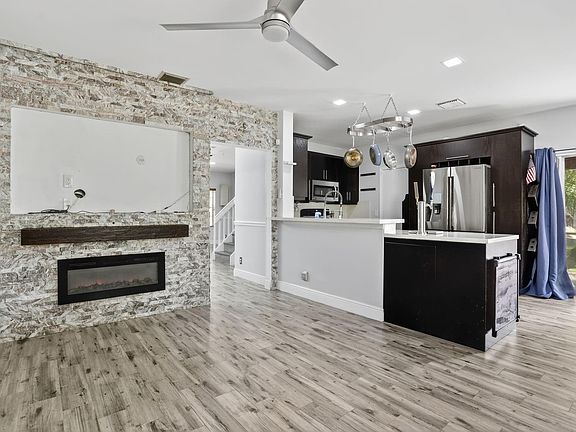 4th image of 6001 Plum Isle Way #443-7