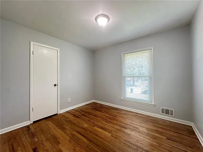 967 Pine Roc Dr — Photo 8